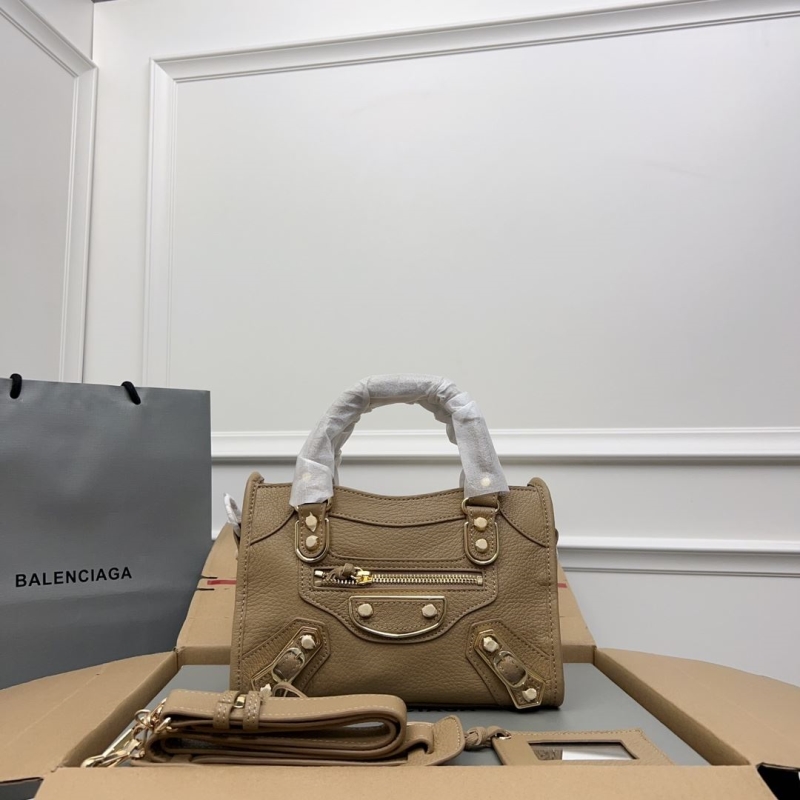 Ba1en*iaga classic city bags